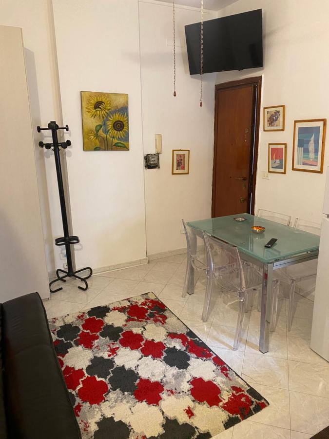 Ferienwohnung Nic Roma Exterior foto
